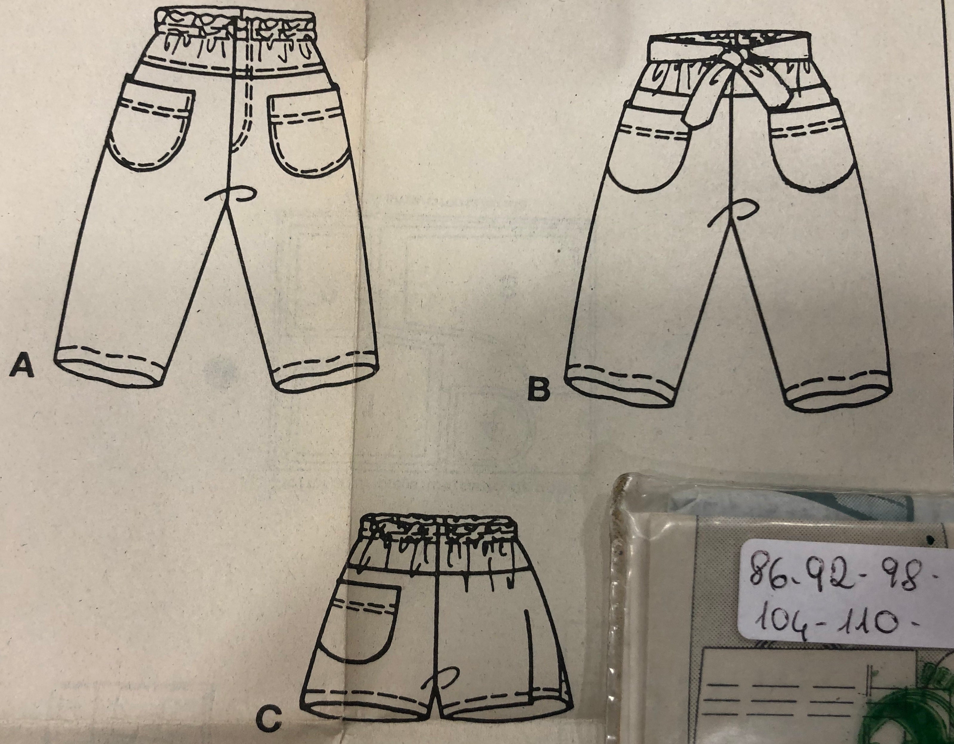 Cartamodello Burda - pantaloncini bambini