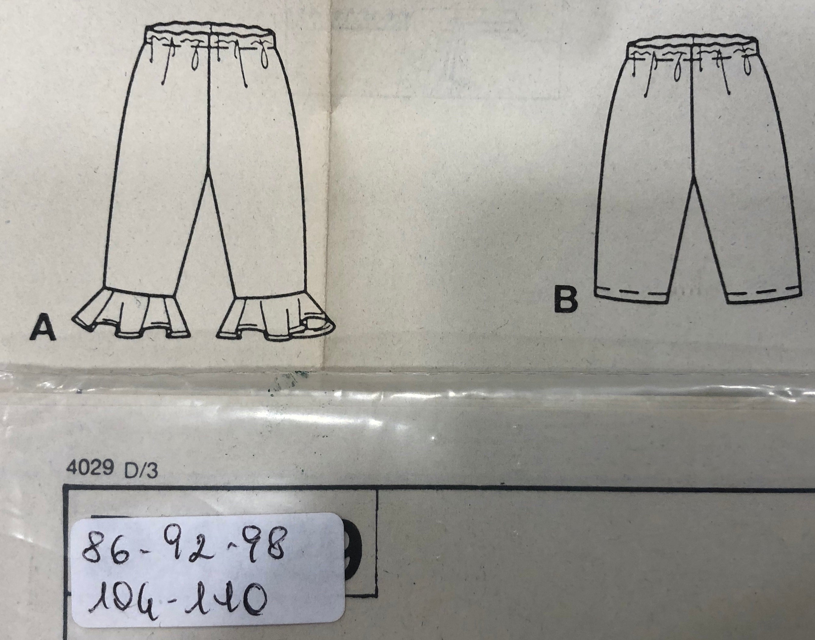 Cartamodello Burda - pantaloncini bambine