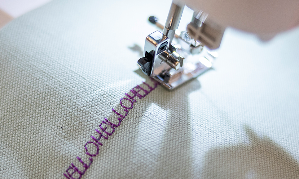Macchina per cucito, quilting e ricamo Innov-is M380 Brother (Telaio magnetico)