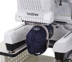 Brother PR1060W macchina per ricamare semi-professionale a dieci aghi