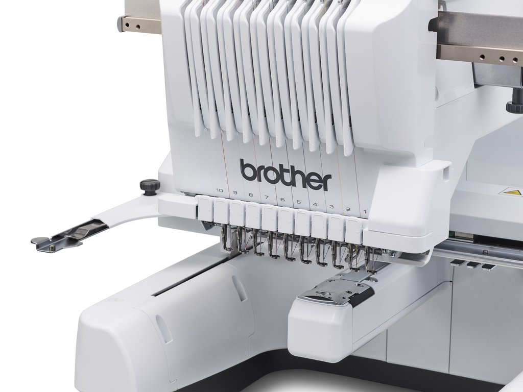 Brother PR1060W macchina per ricamare semi-professionale a dieci aghi