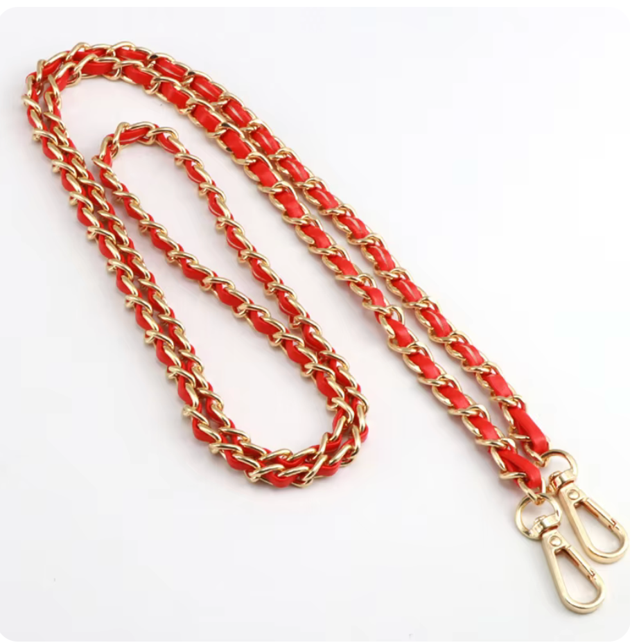 Tracolla a catena per borsa con inserto di pelle rosso 110cm