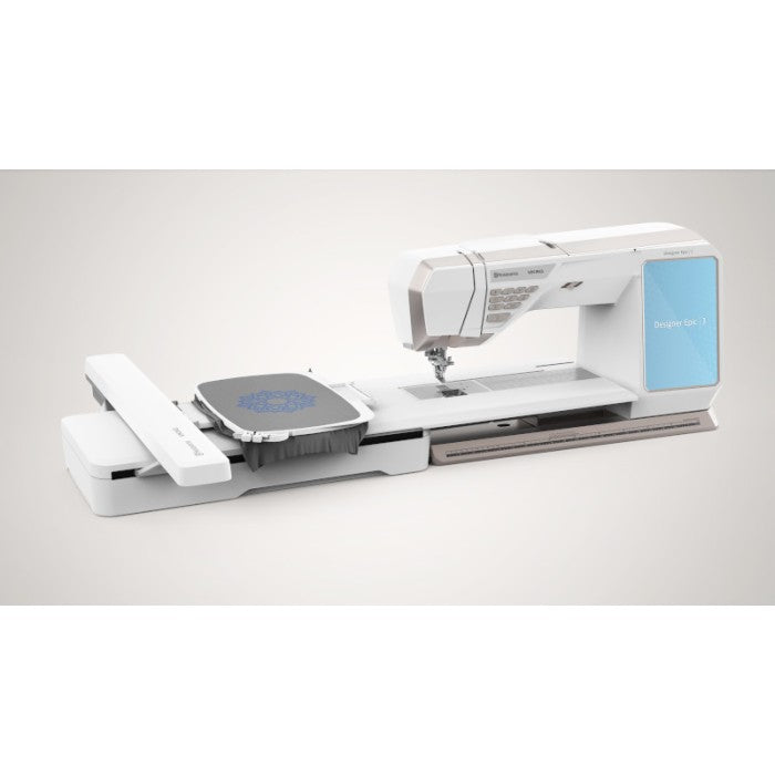 Husqvarna Viking Designer EPIC 3 Macchina per cucire e da ricamo