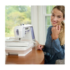 Husqvarna Viking Designer Quartz 29 Macchina per cucire e ricamare + 12 mesi di software gratuito