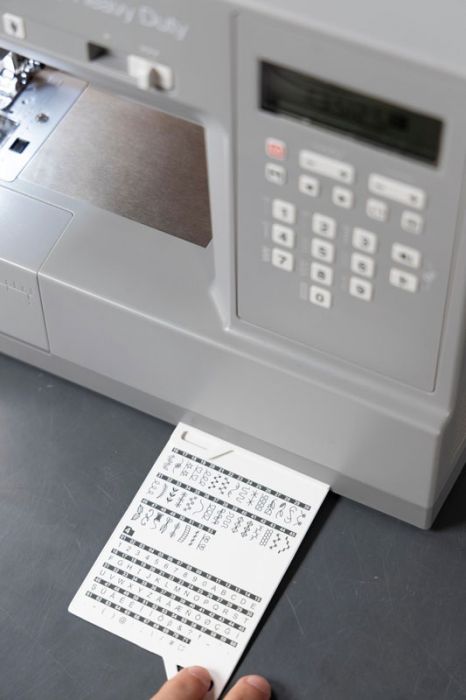 Singer Heavy Duty HD6705C Macchina per cucire elettronica